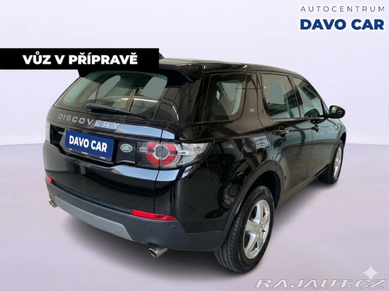 2017 Land Rover Discovery - 3