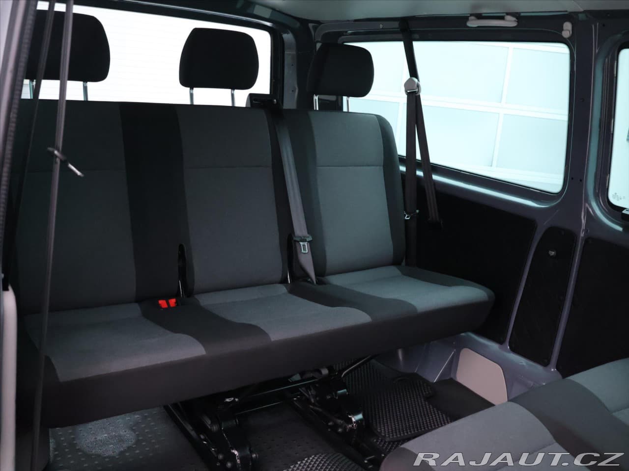 2018 Volkswagen Transporter - 14