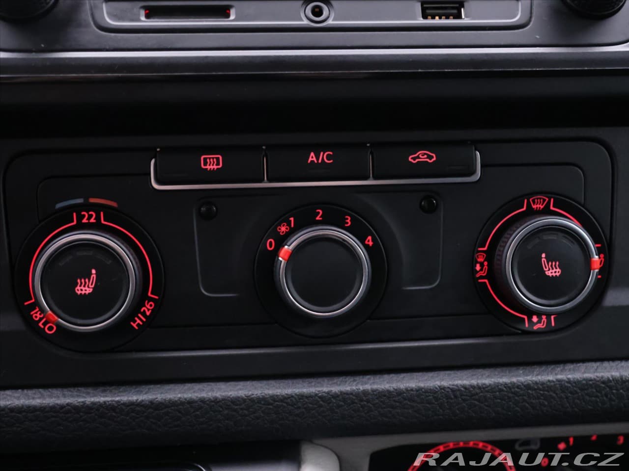 2018 Volkswagen Transporter - 19