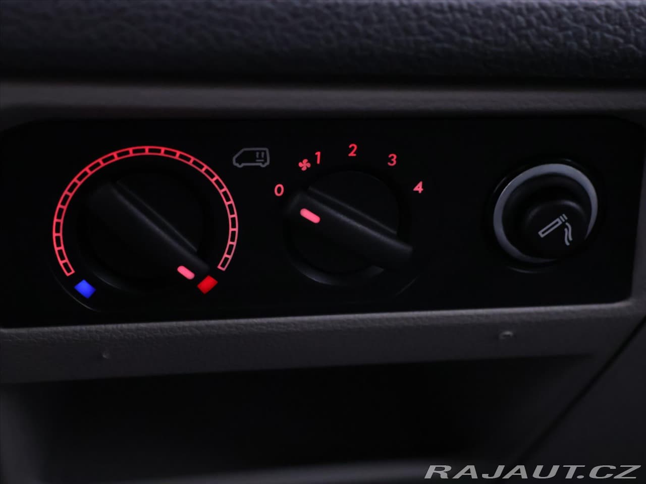 2018 Volkswagen Transporter - 20