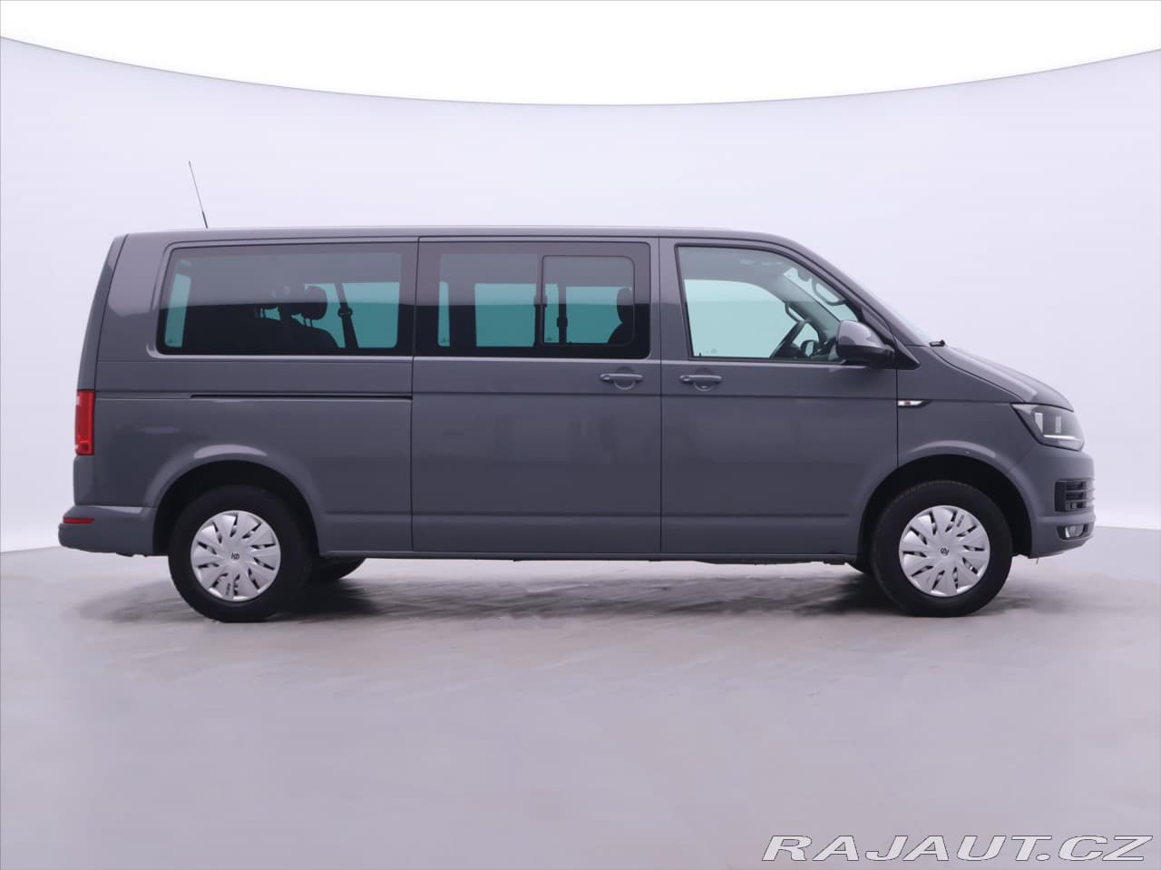 2018 Volkswagen Transporter - 8