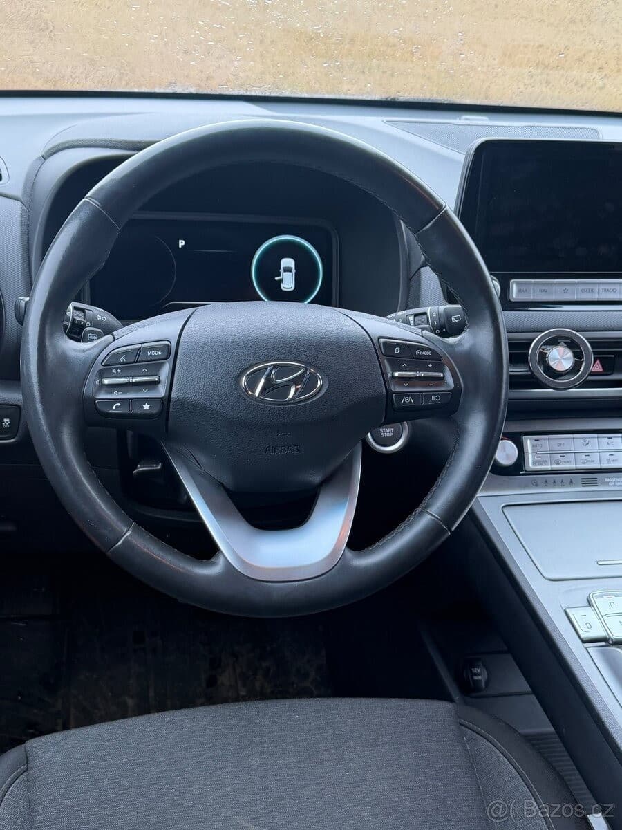 2022 Hyundai Kona - 7