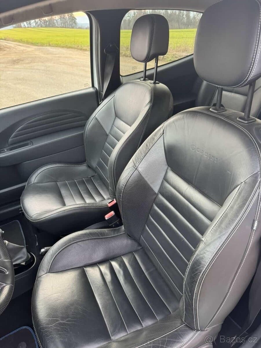 2012 Renault Twingo - 11