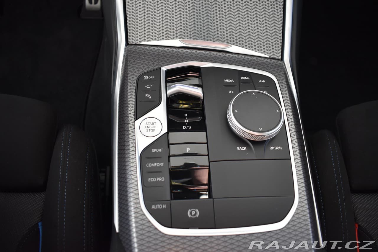 2024 BMW 3-Series - 9