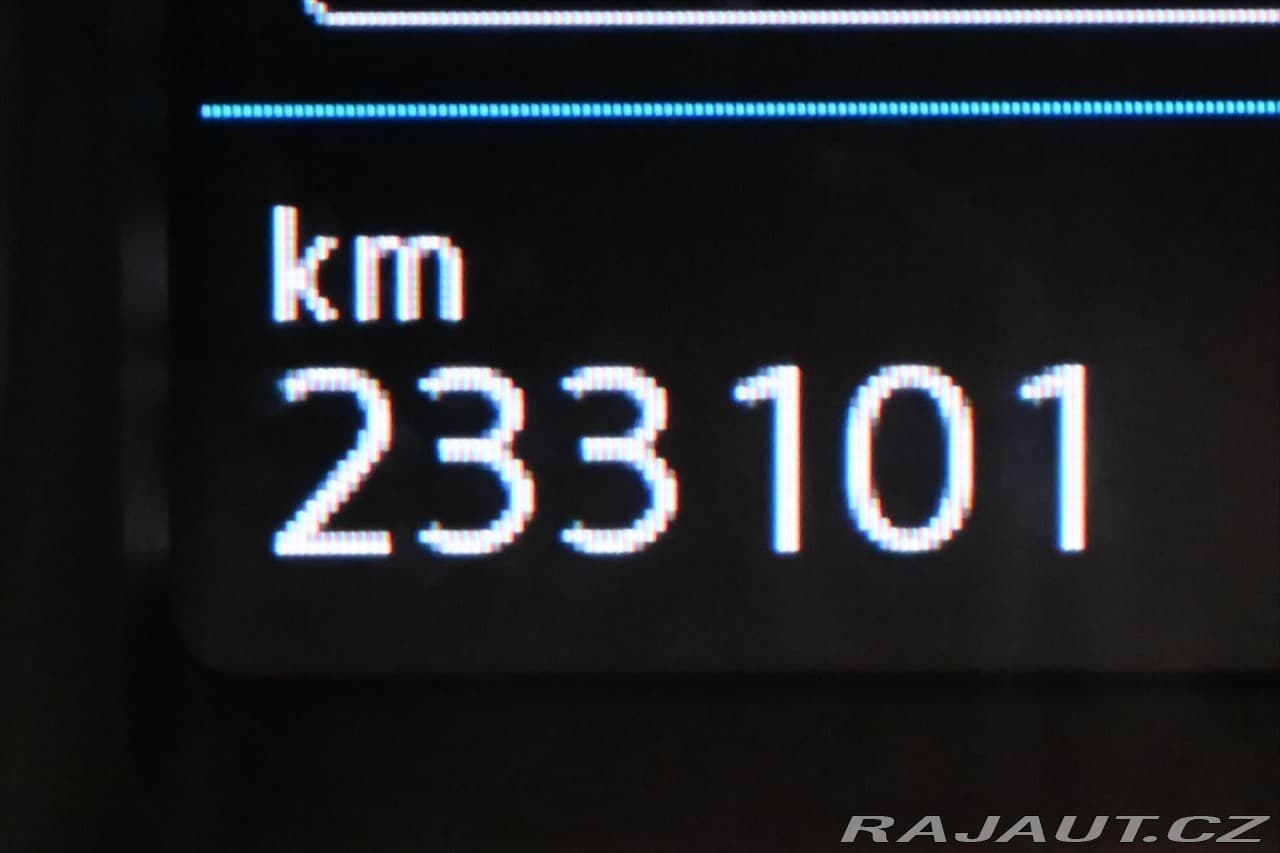 2017 Volkswagen Passat - 17