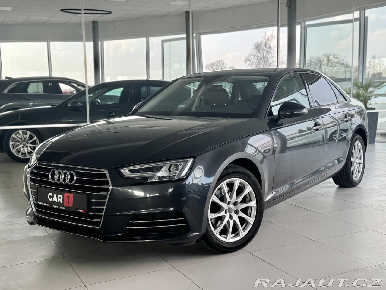 Audi A4 2,0TDI*MatrixLED*Navigace