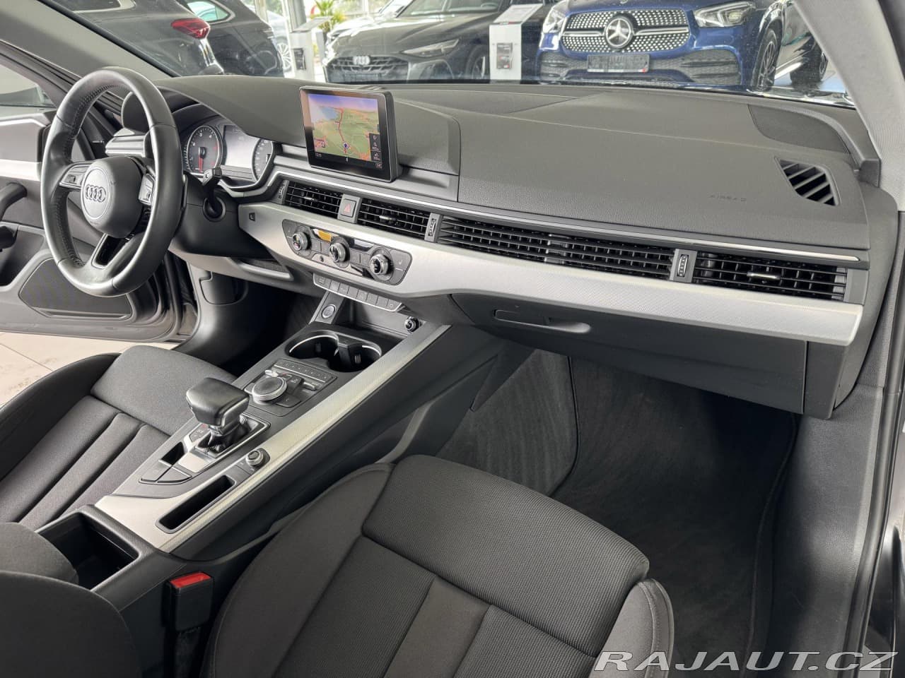 2017 Audi A4 - 11