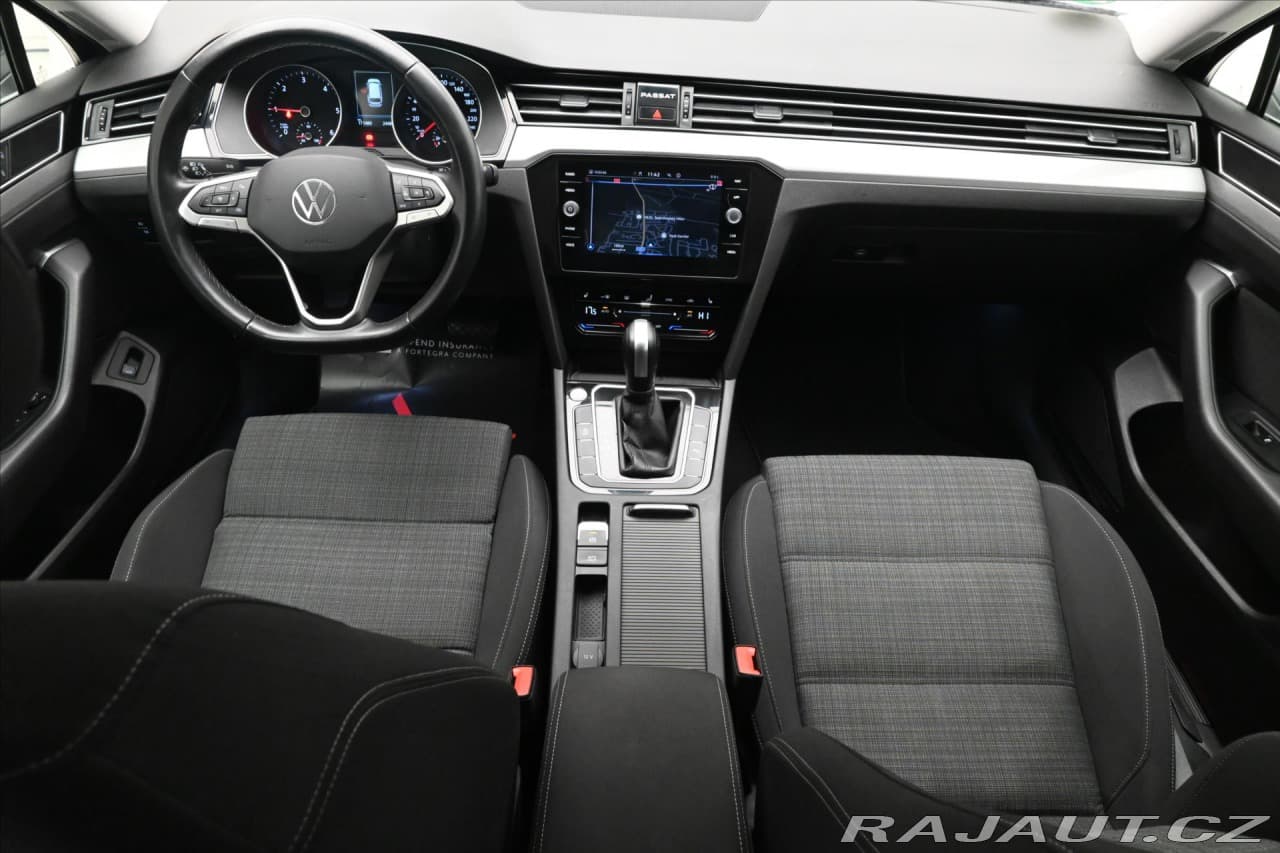 2022 Volkswagen Passat - 15