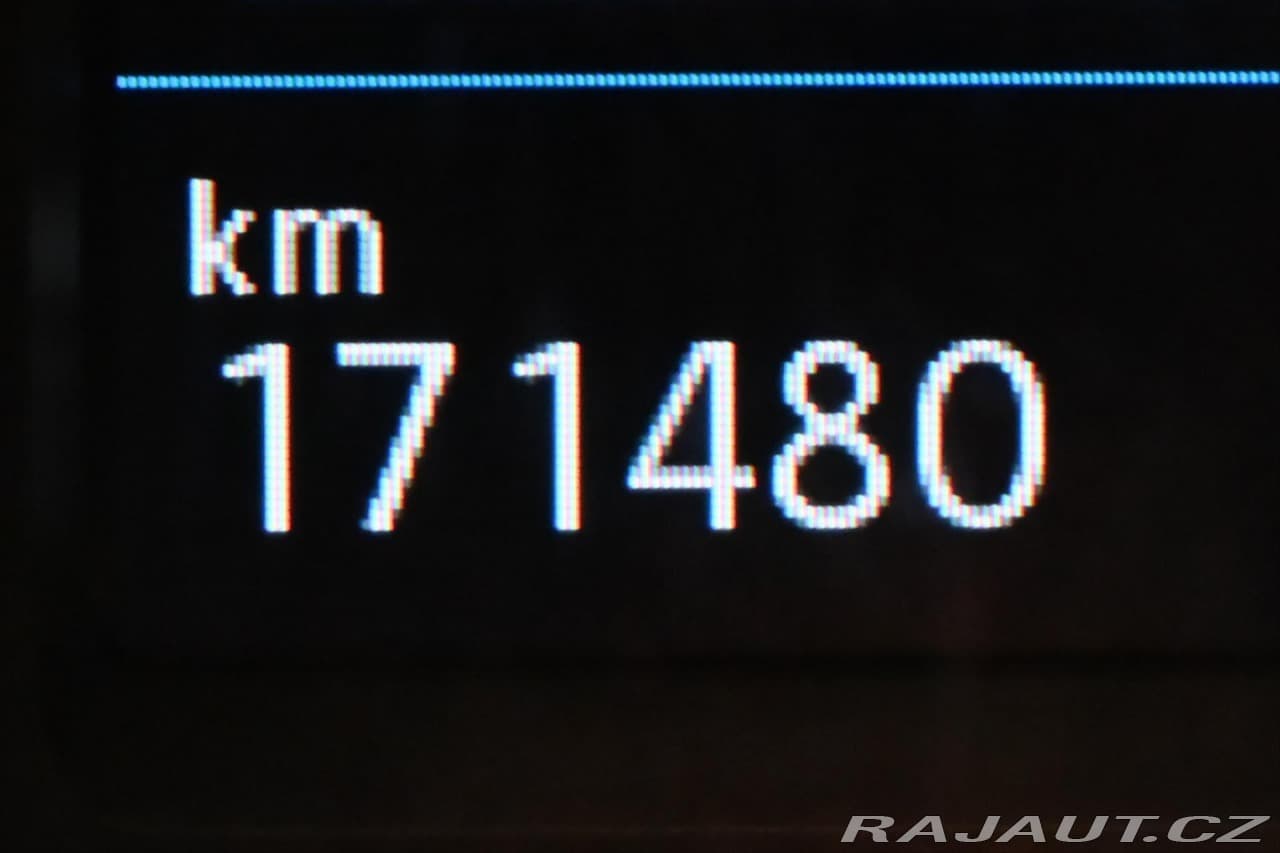 2022 Volkswagen Passat - 17