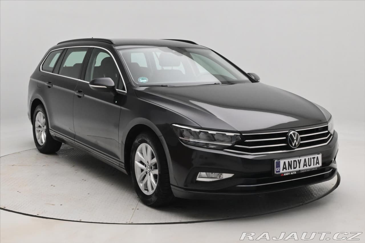 2022 Volkswagen Passat - 3
