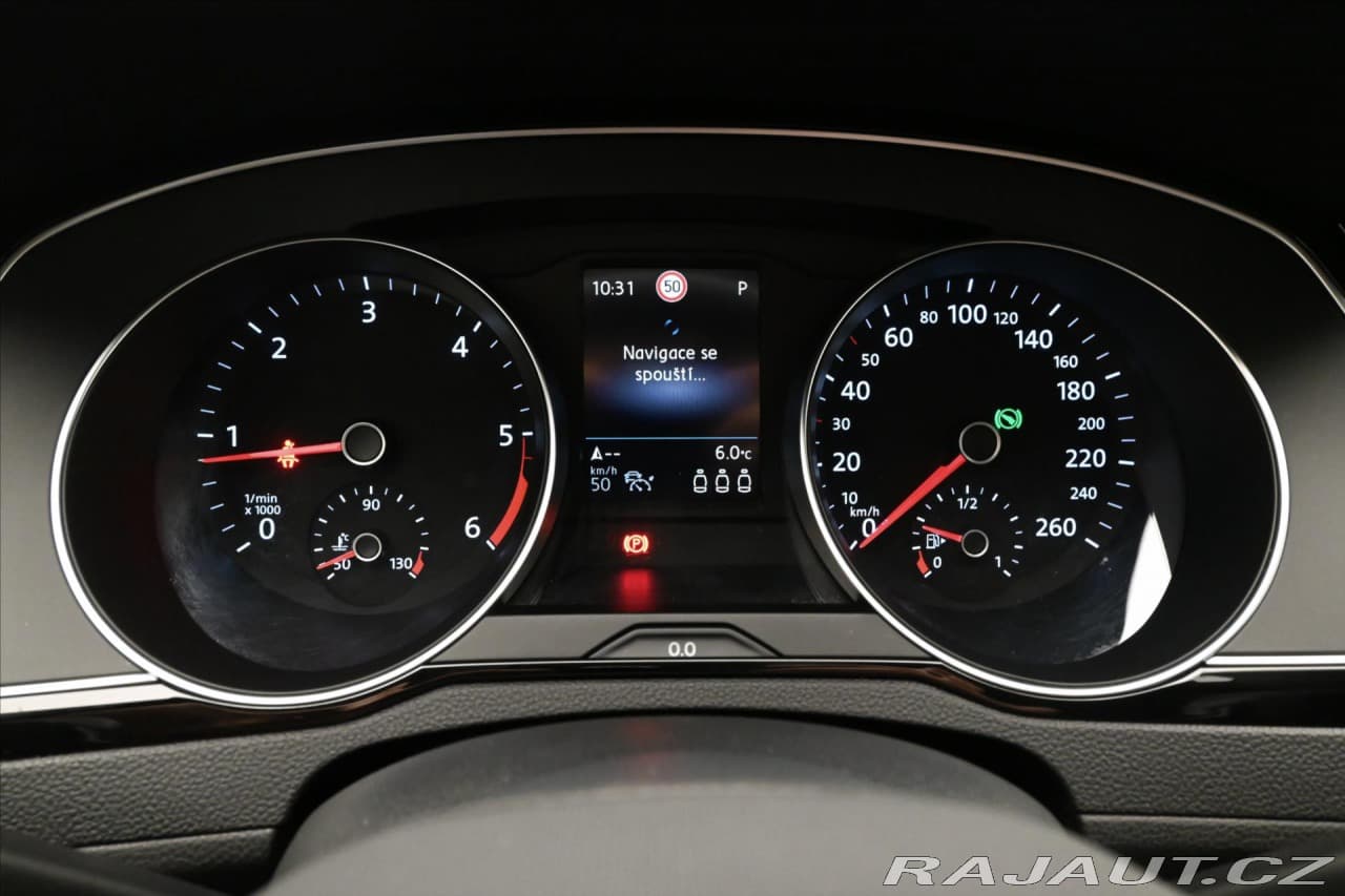 2022 Volkswagen Passat - 16