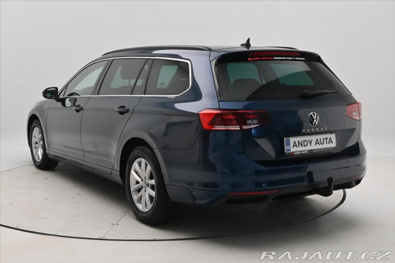 2022 Volkswagen Passat - 7