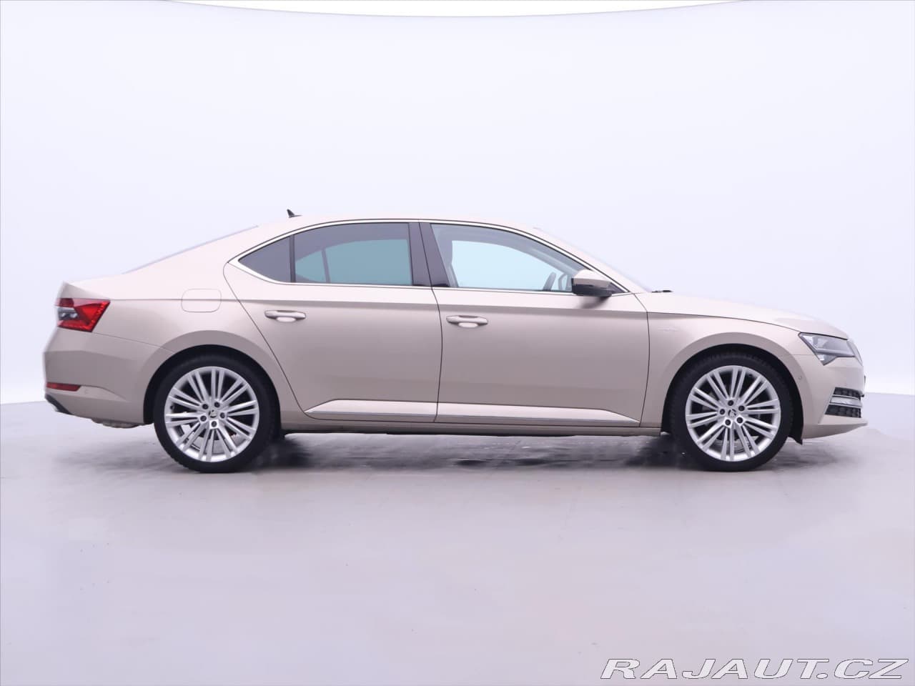 2022 Škoda Superb - 8