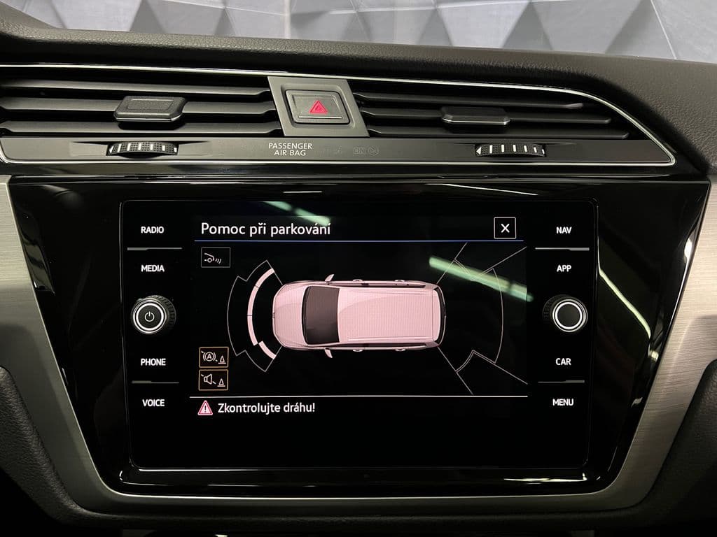 2023 Volkswagen Touran - 18