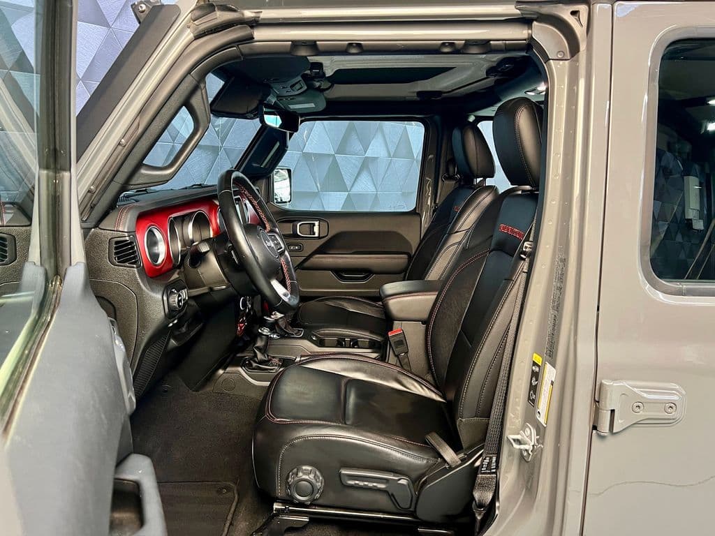 2023 Jeep Gladiator - 12