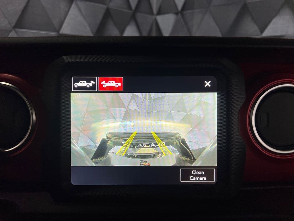 2023 Jeep Gladiator - 17