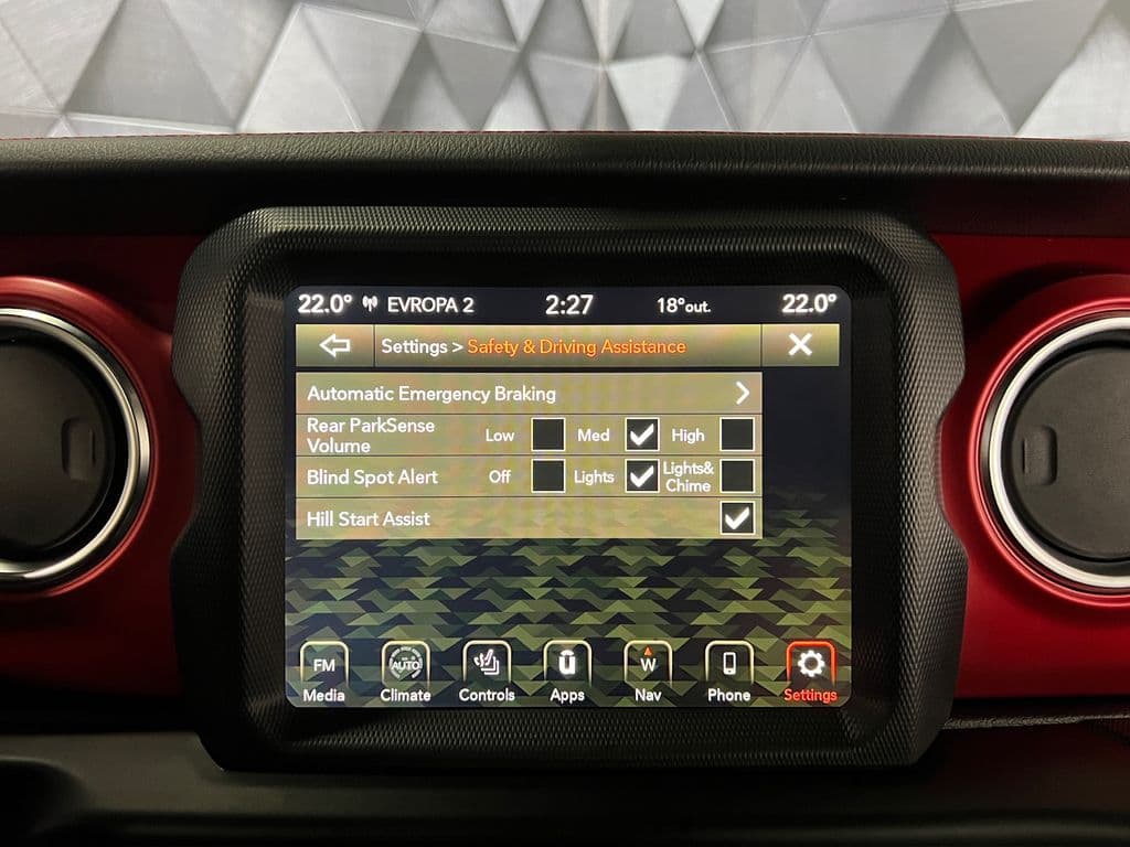 2023 Jeep Gladiator - 19