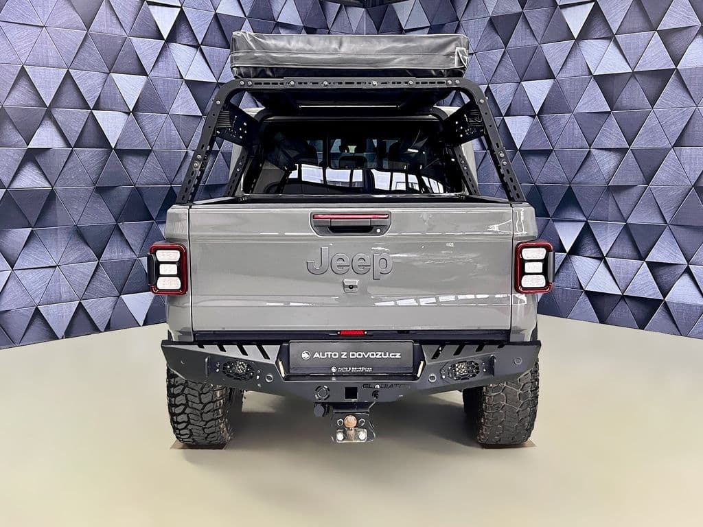 2023 Jeep Gladiator - 7