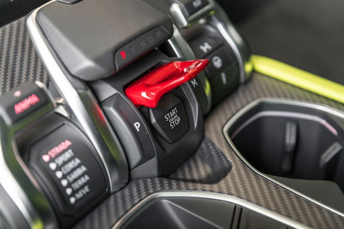 2024 Lamborghini Urus - 17