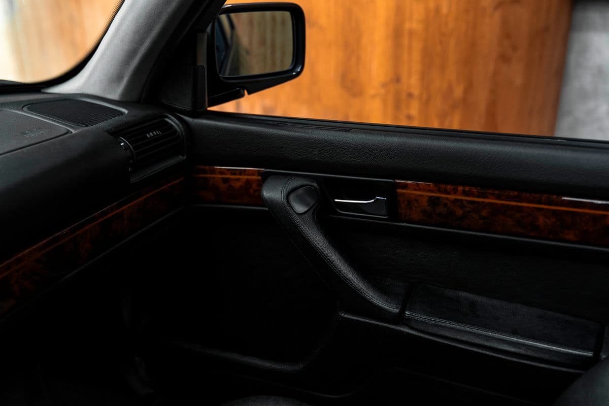 1993 BMW 7-Series - 20