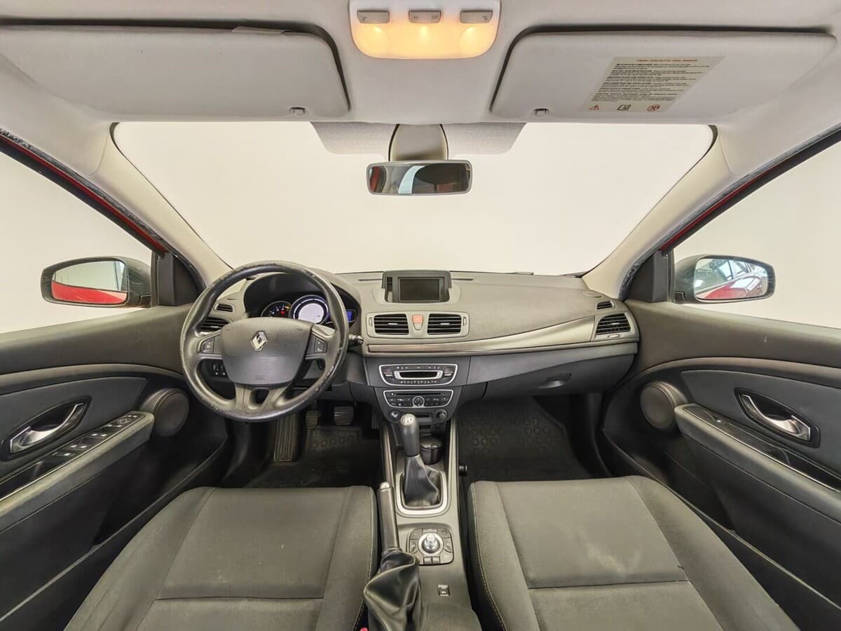 2010 Renault Megane - 11