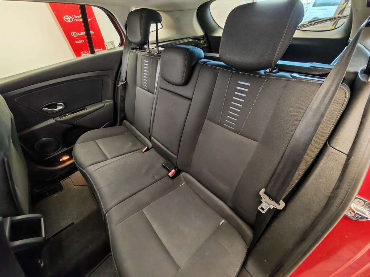 2010 Renault Megane - 13