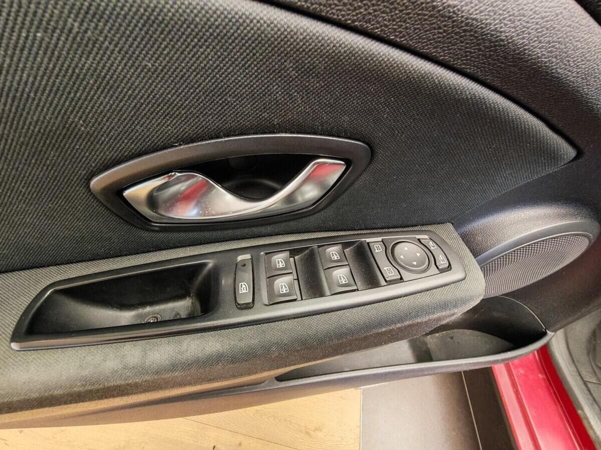 2010 Renault Megane - 16