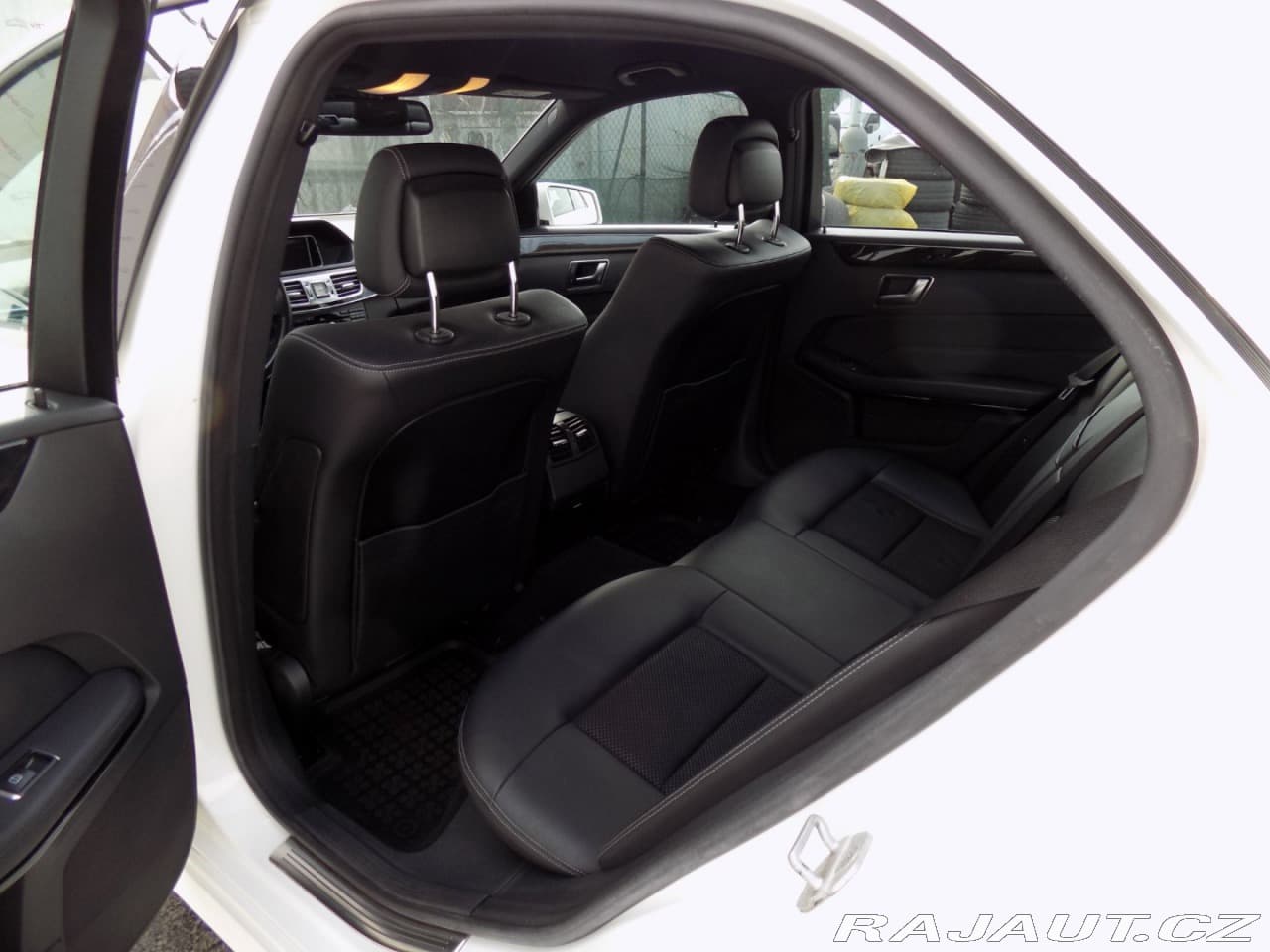 2014 Mercedes-Benz E-Class - 10