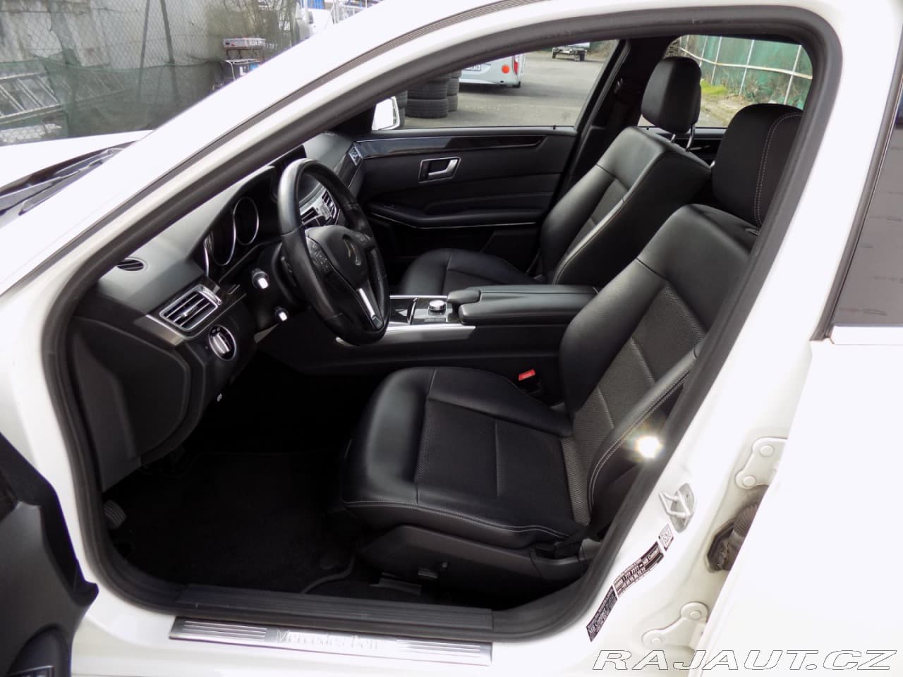 2014 Mercedes-Benz E-Class - 11