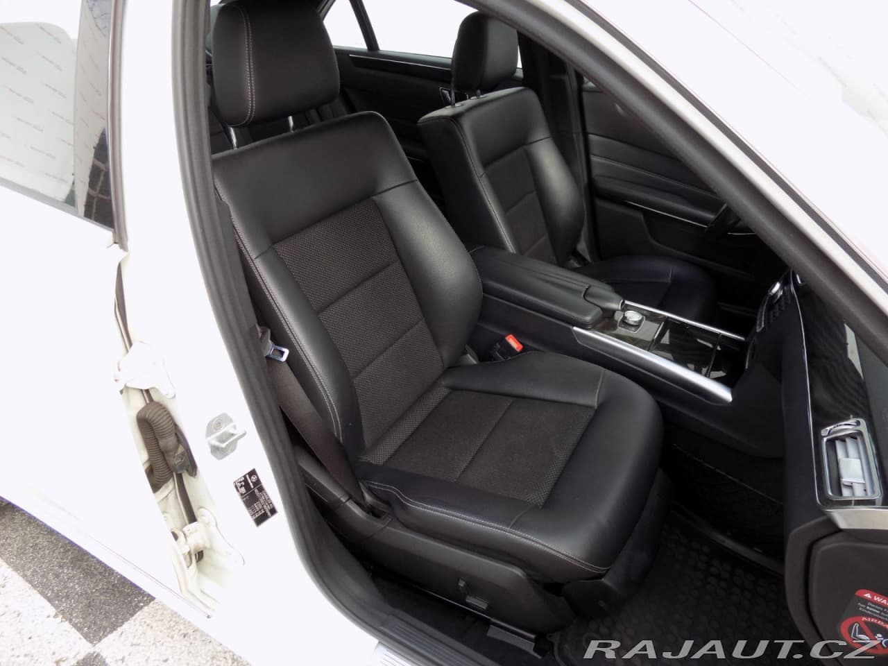 2014 Mercedes-Benz E-Class - 16