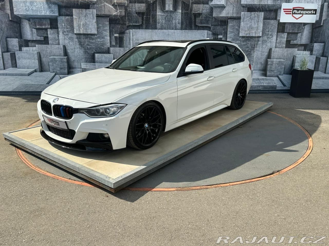 2014 BMW 3-SERIES - 3