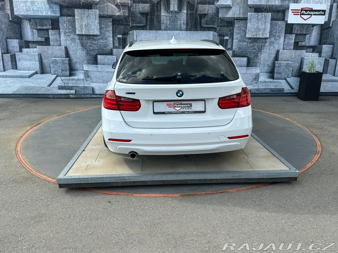 2014 BMW 3-SERIES - 7