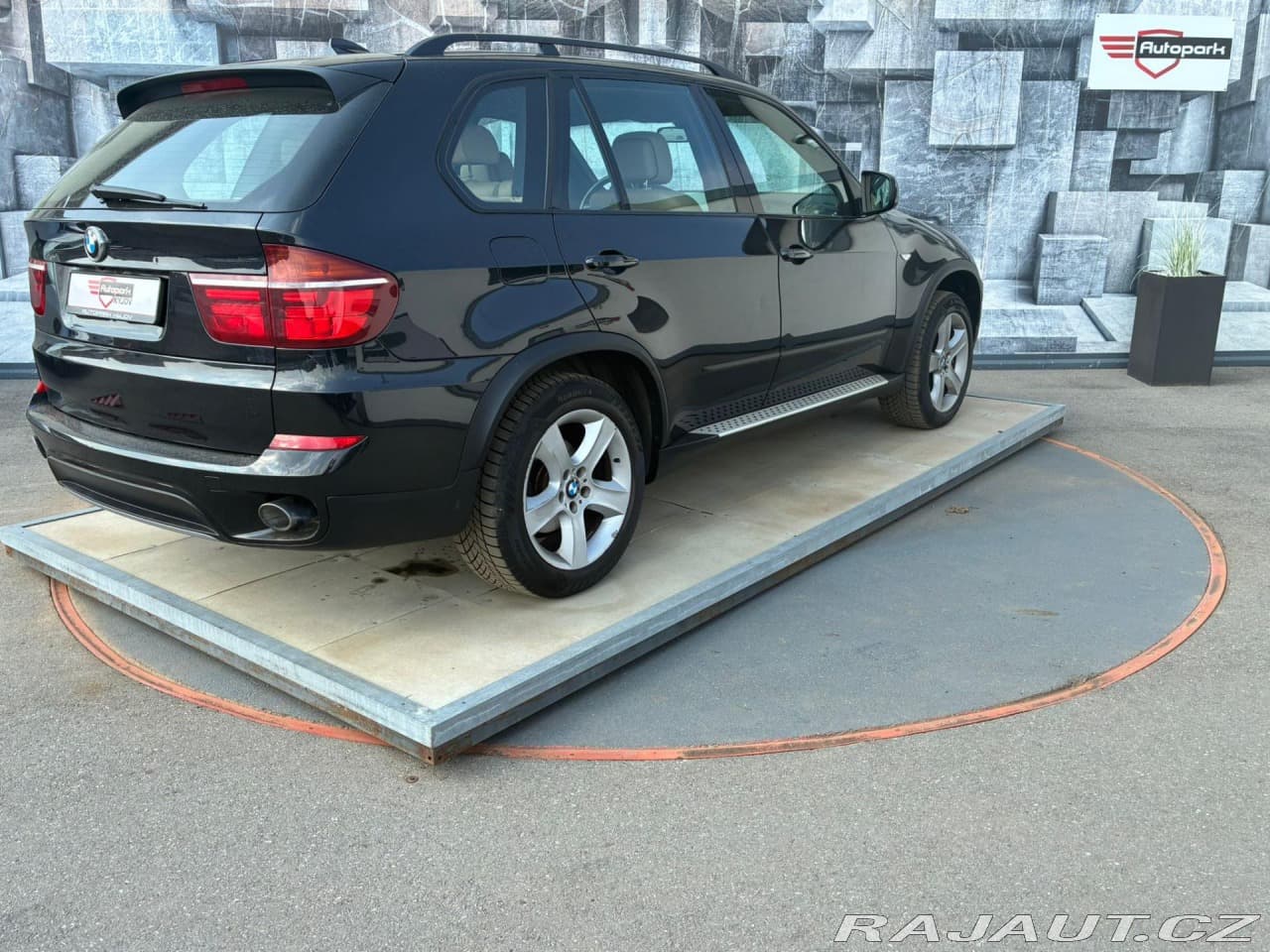 2011 BMW X5 - 6