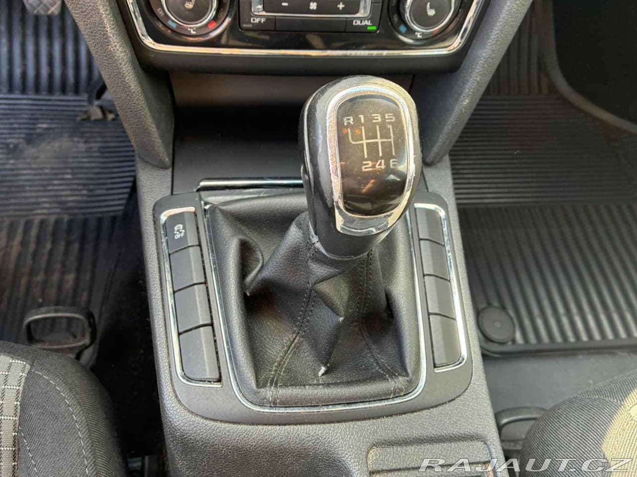 2012 Škoda Superb - 16