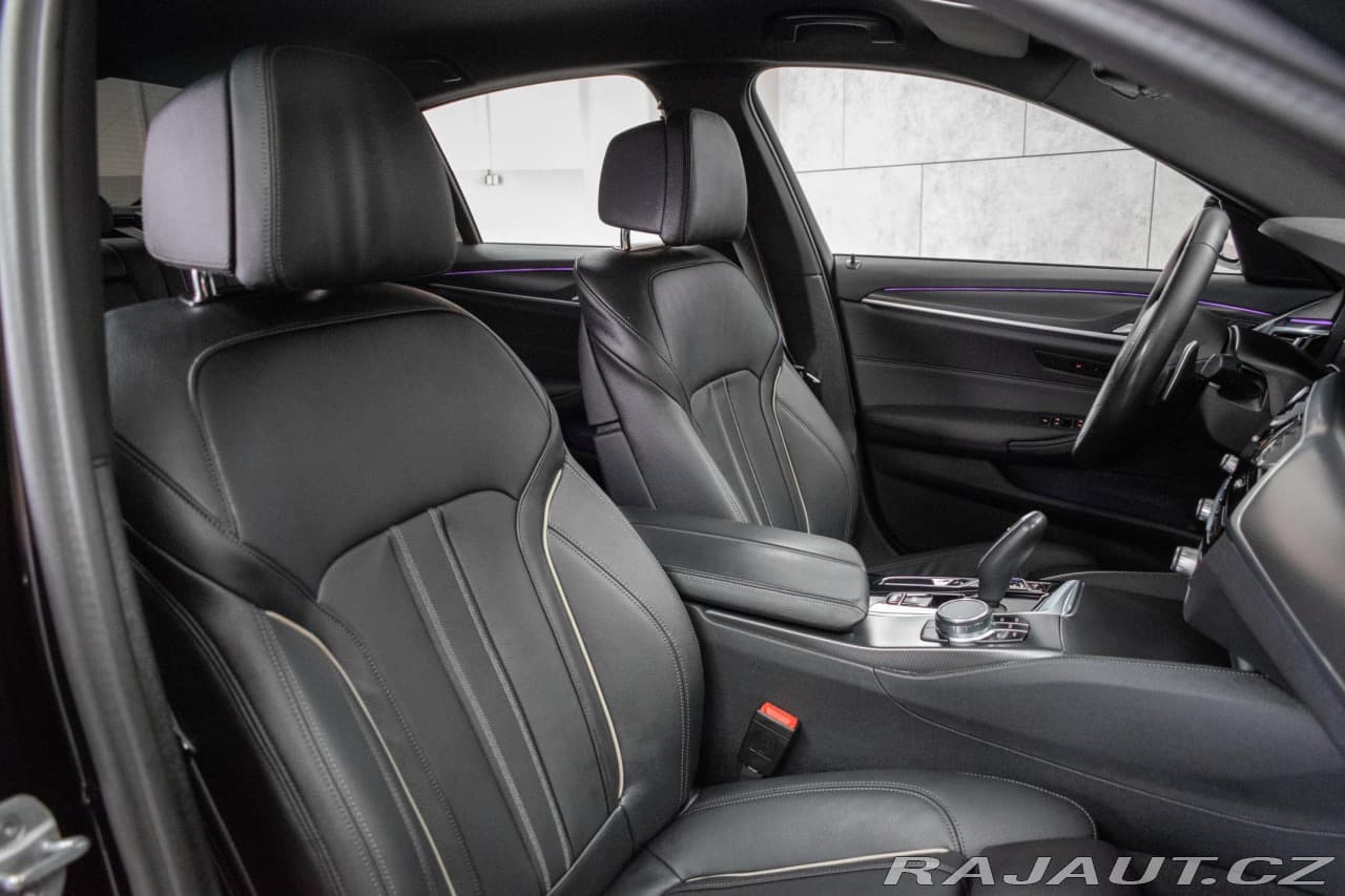 2023 BMW 5-Series - 11