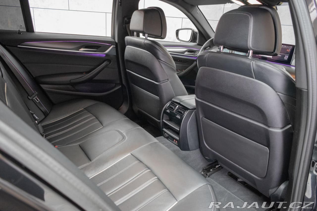 2023 BMW 5-Series - 14