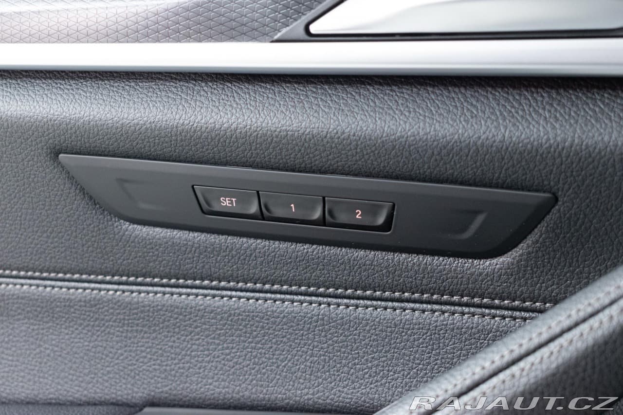 2023 BMW 5-Series - 15