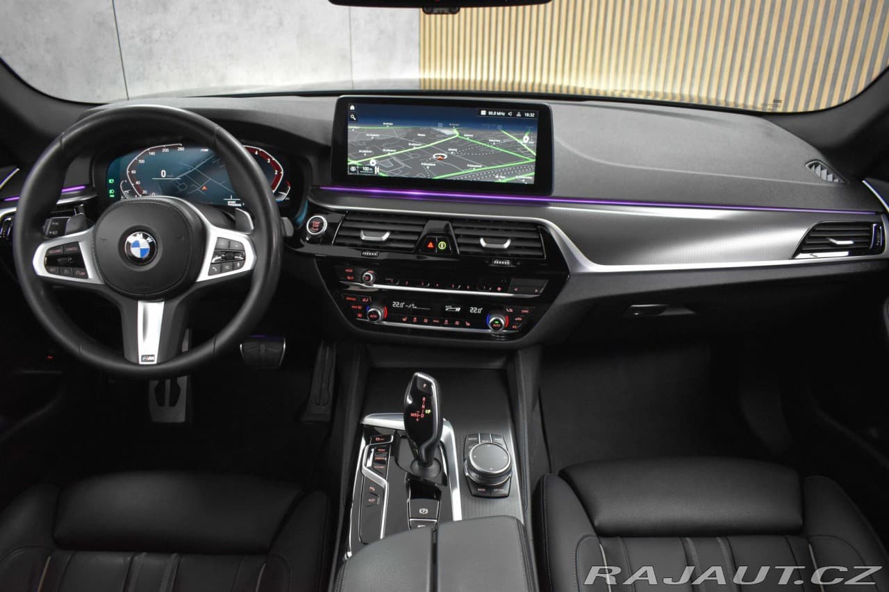 2023 BMW 5-Series - 7