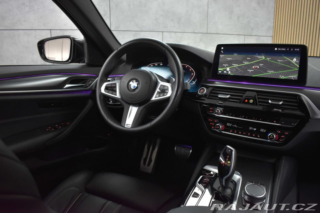 2023 BMW 5-Series - 8