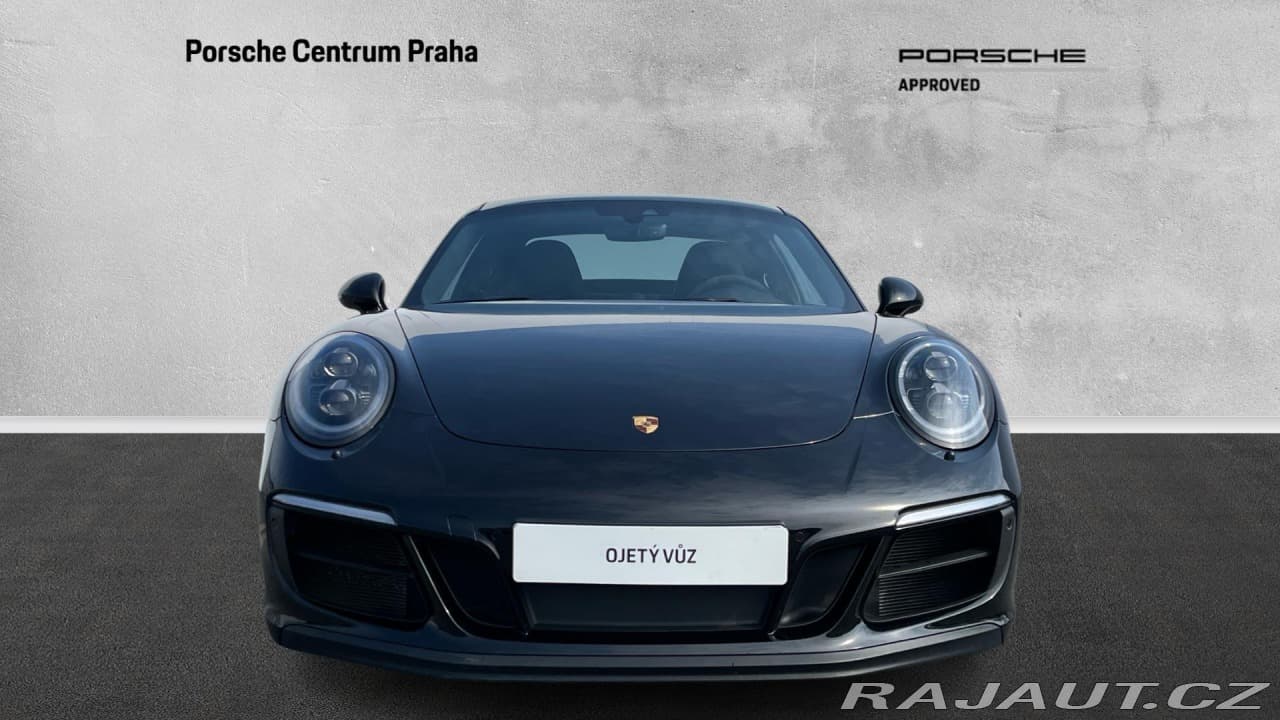 2017 Porsche 911 - 2