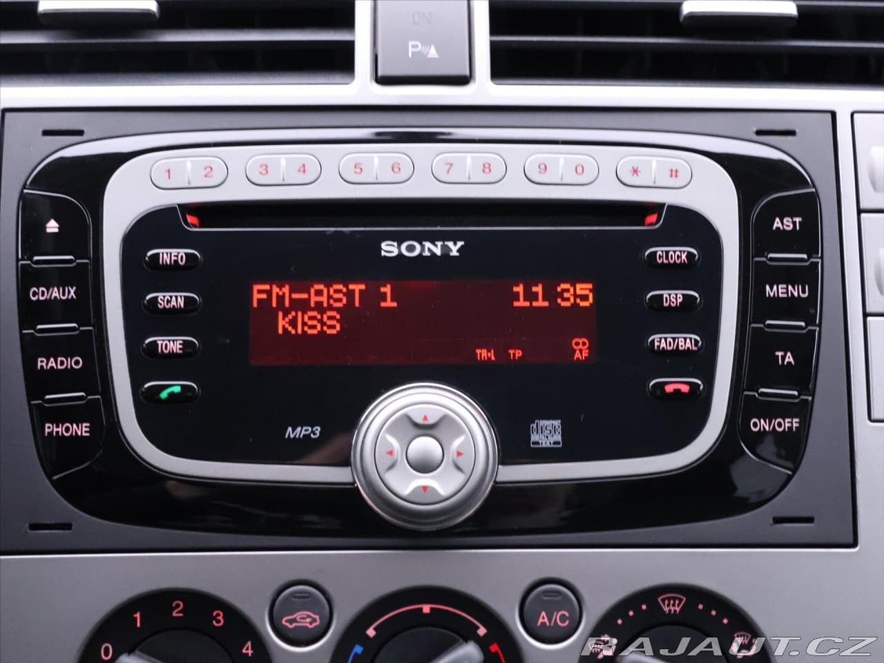 2010 Ford C-Max - 16