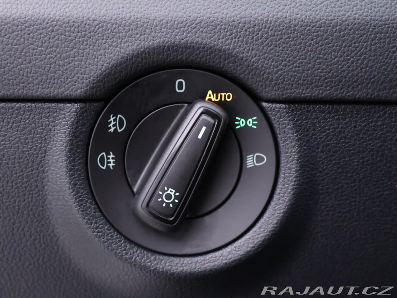 2019 Škoda Octavia - 16