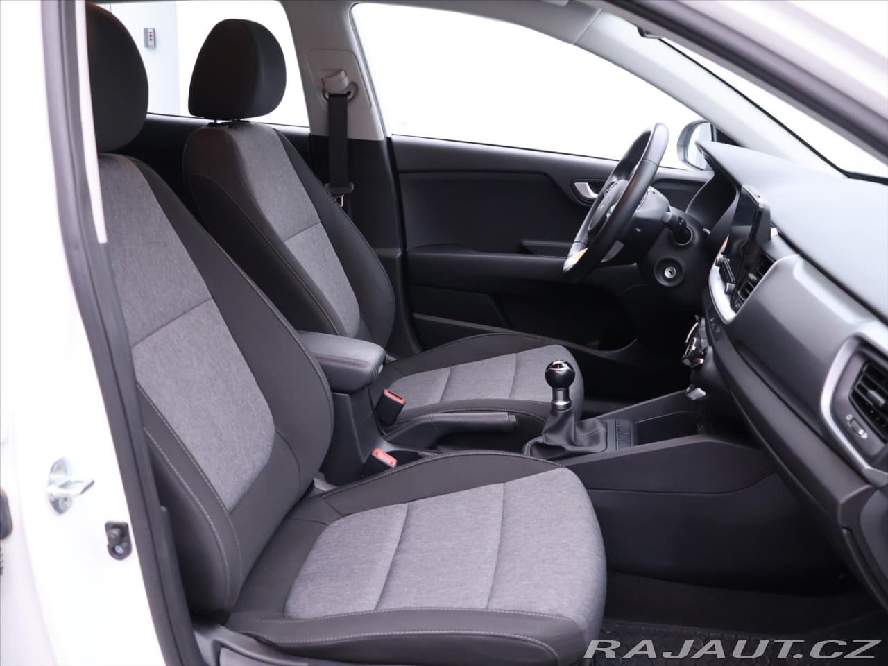 2023 Kia Stonic - 11