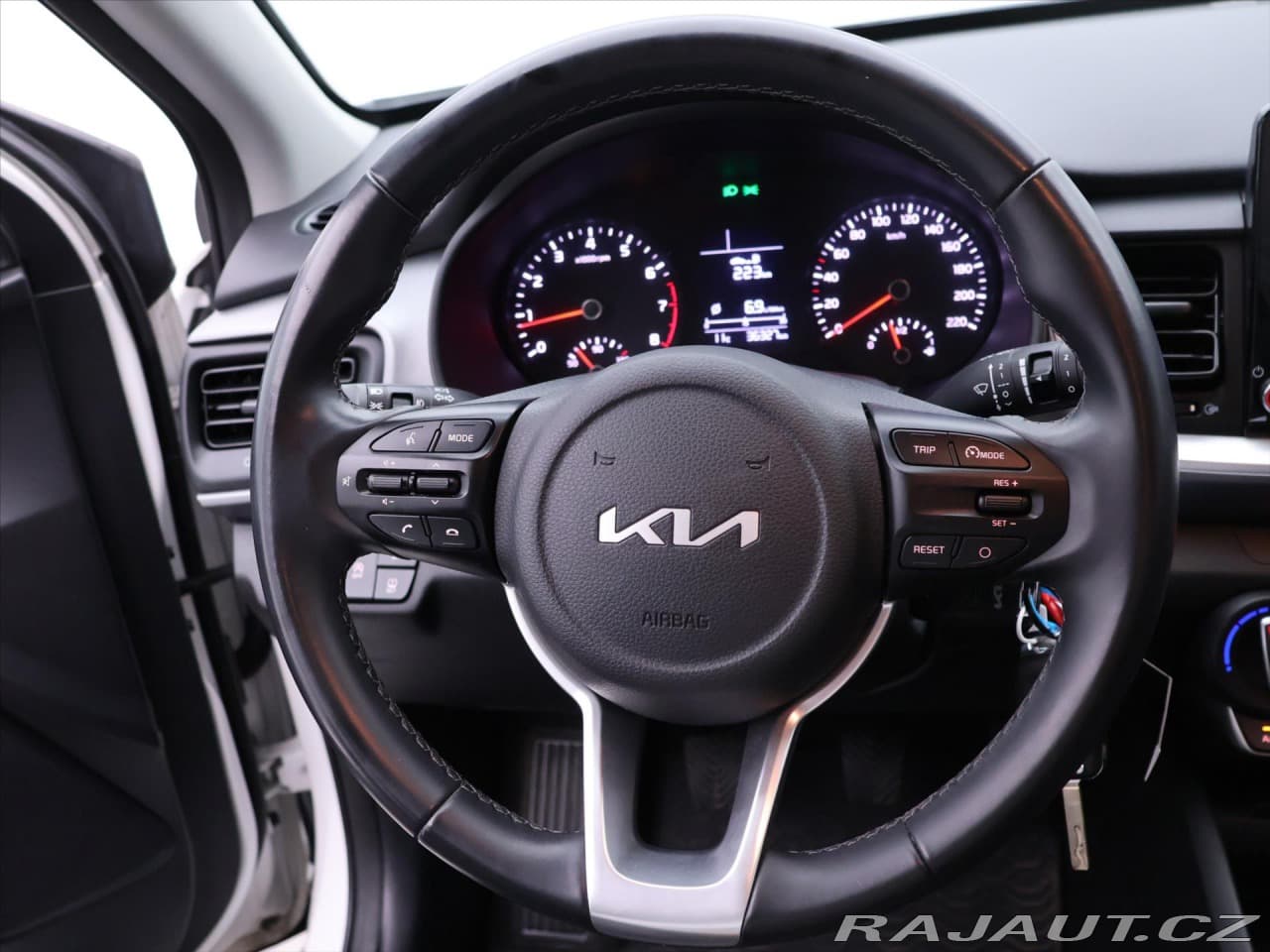 2023 Kia Stonic - 15