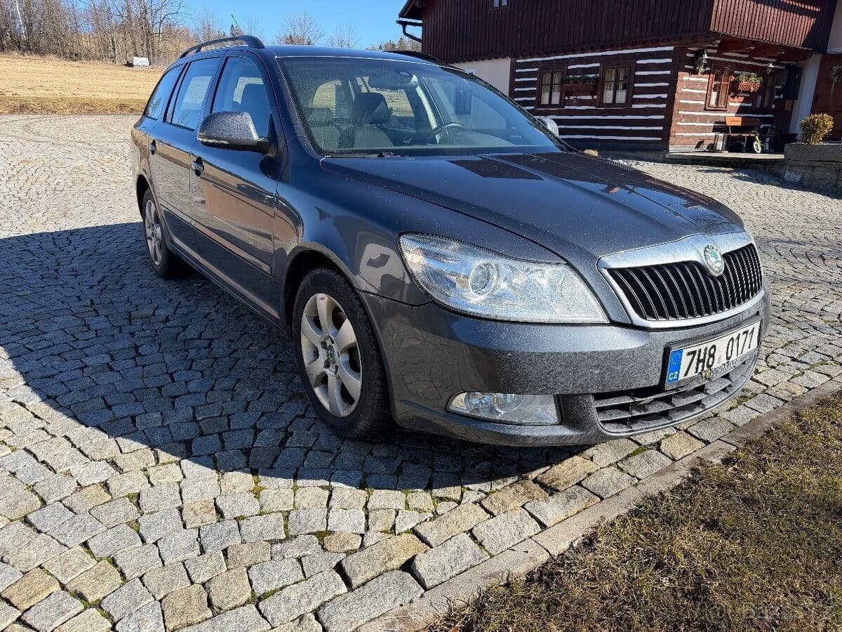 Škoda Octavia - 2