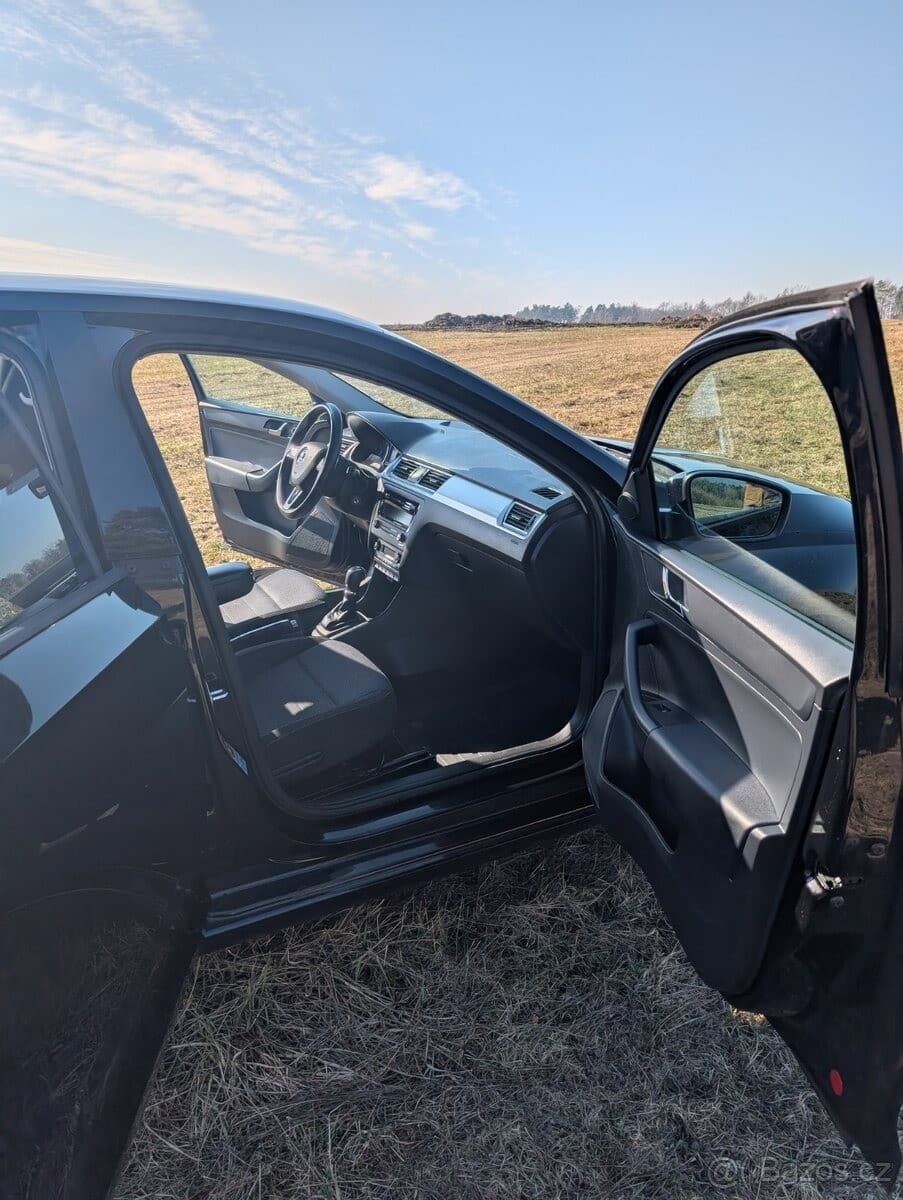 2014 Škoda Rapid - 10