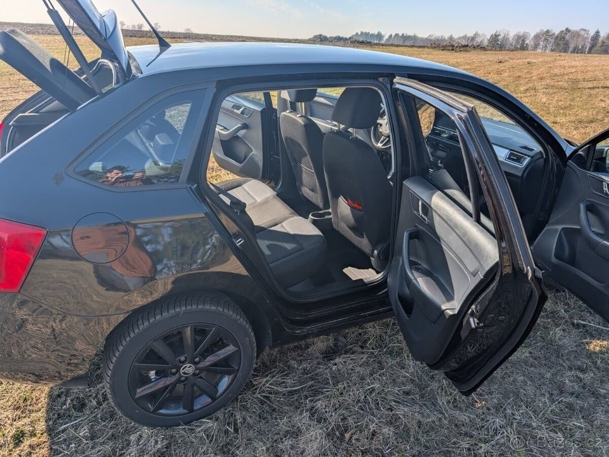 2014 Škoda Rapid - 11