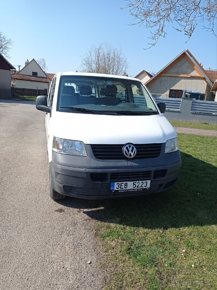 Volkswagen Transporter - 2