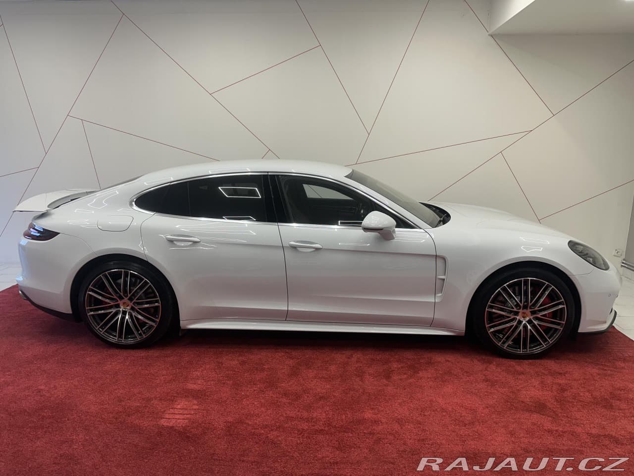 2017 Porsche PANAMERA - 5