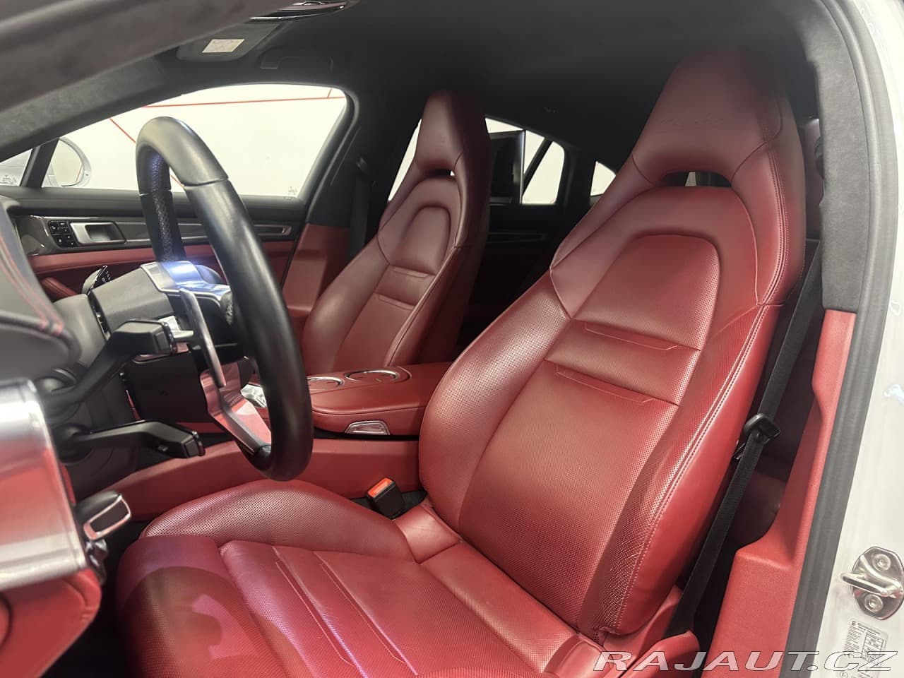 2017 Porsche PANAMERA - 7